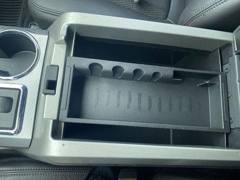 Used 2010 Ford F150 Raptor image 18