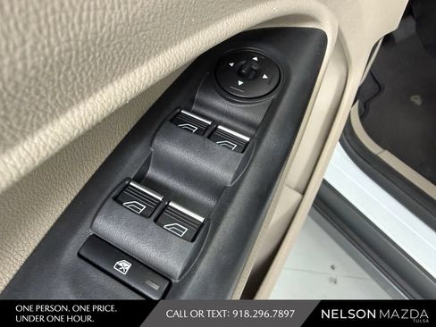 Used 2016 Ford Transit Connect XLT FWD image 19