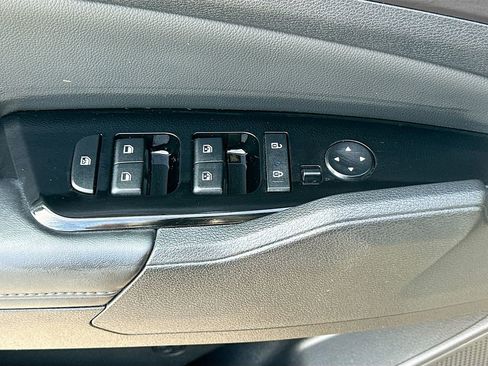 Used 2024 Kia Sportage EX image 18