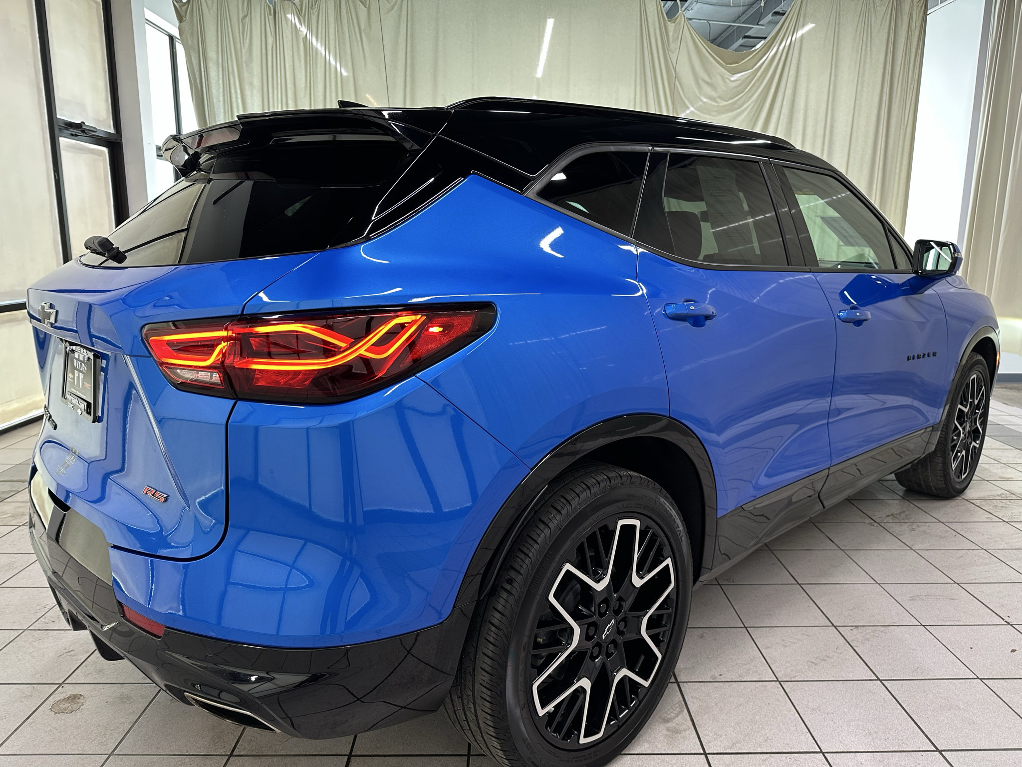 Certified 2025 Chevrolet Blazer RS w/ Driver Confidence II Package AWD/4WD image 5