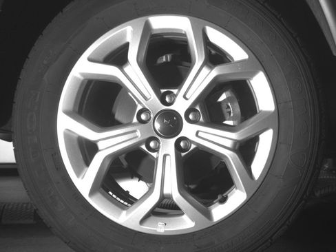 Used 2025 Jeep Compass Latitude AWD/4WD image 15