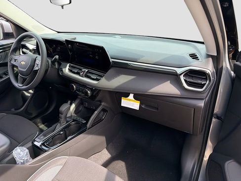 New 2026 Chevrolet TrailBlazer LT FWD image 29