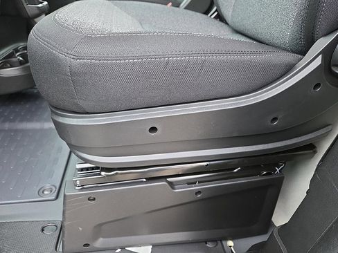 New 2026 RAM ProMaster 2500 w/ Convenience Group image 14