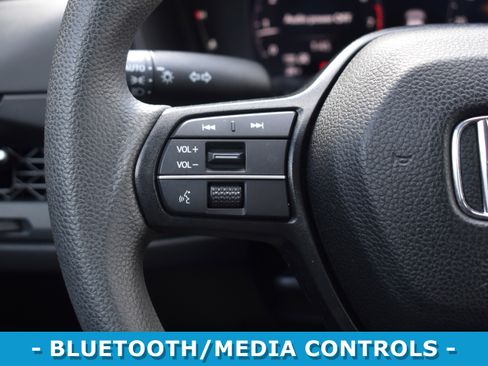 Certified 2023 Honda Accord EX image 12