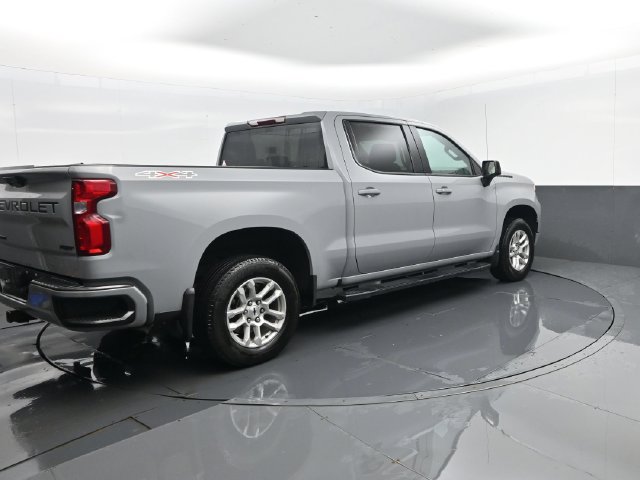 Used 2024 Chevrolet Silverado 1500 RST AWD/4WD image 21
