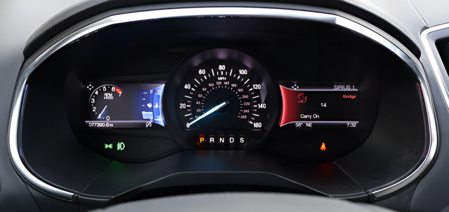 Used 2020 Ford Edge Titanium AWD/4WD image 13