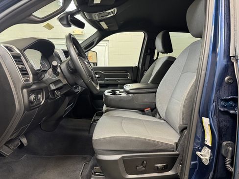 Used 2024 RAM 2500 Big Horn w/ Bed Utility Group image 12