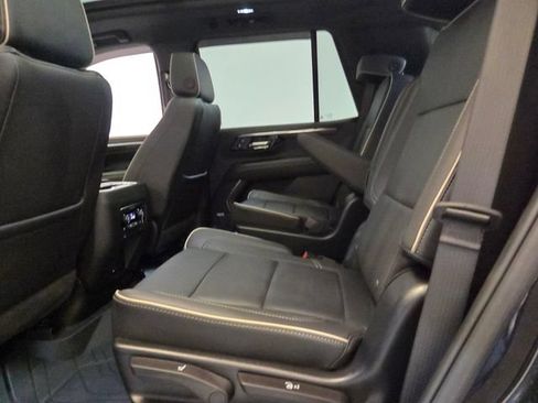Used 2025 Chevrolet Tahoe Premier w/ Sun And Tow Package RWD image 12