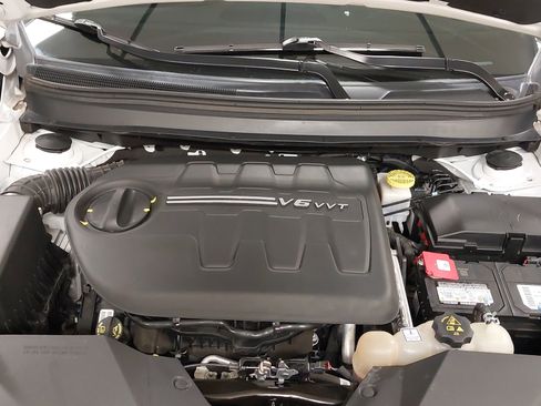 Used 2022 Jeep Cherokee Trailhawk w/ Sun, Sound & Nav Group AWD/4WD image 29