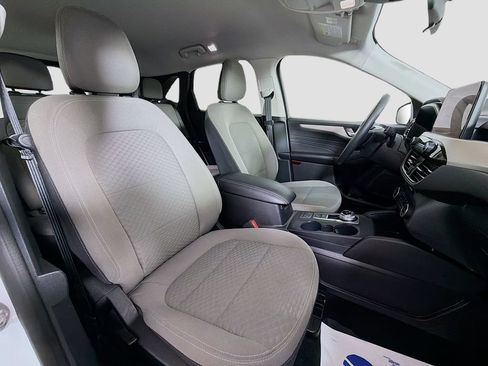 Used 2021 Ford Escape SE w/ Convenience Package FWD image 29