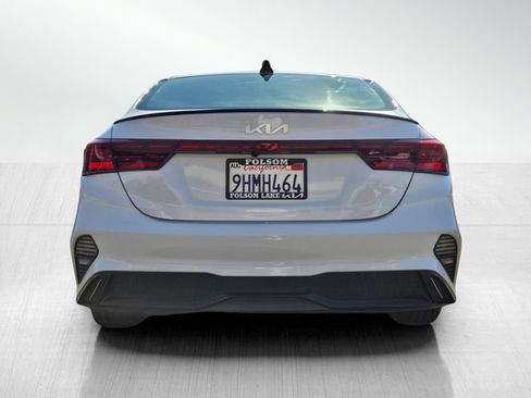 Used 2023 Kia Forte GT-Line w/ GT-Line Premium Package FWD image 5