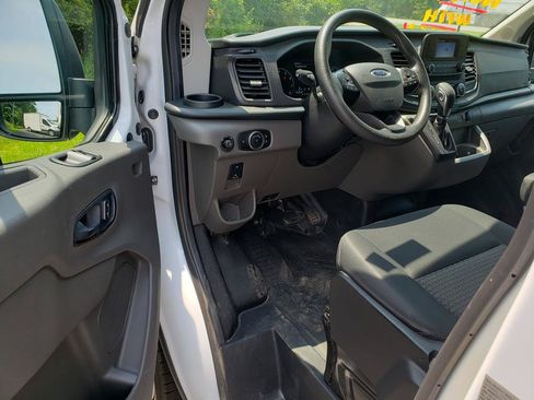 Used 2025 Ford Transit 250 Low Roof w/ Exterior Upgrade Package RWD image 10