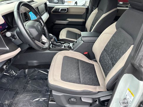 Certified 2023 Ford Bronco Wildtrak AWD/4WD image 26