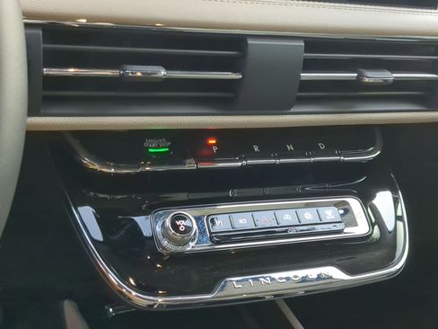 New 2026 Lincoln Corsair Premiere FWD image 19