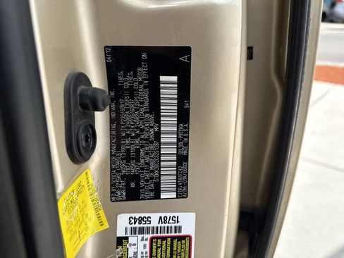 Used 2012 Toyota Sienna LE FWD image 25