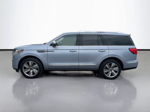 Used 2018 Lincoln Navigator Black Label AWD/4WD image 2