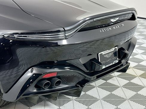 Used 2022 Aston Martin V8 Vantage Roadster image 8