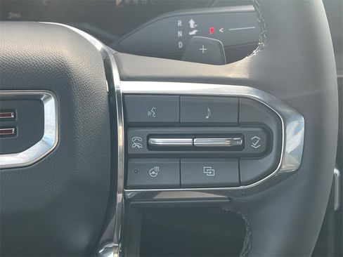 New 2026 GMC Acadia Elevation image 21