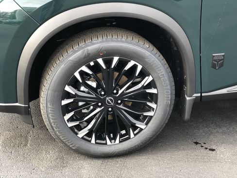 New 2026 Nissan Rogue SV image 10