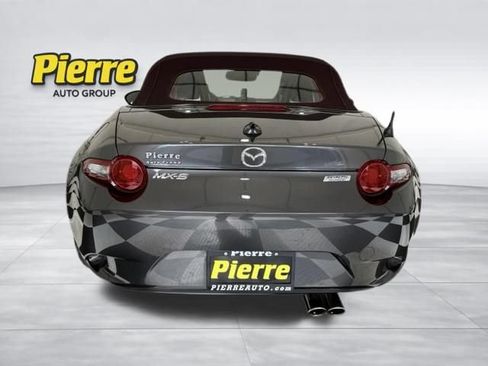 Used 2018 MAZDA MX-5 Miata Grand Touring RWD image 4