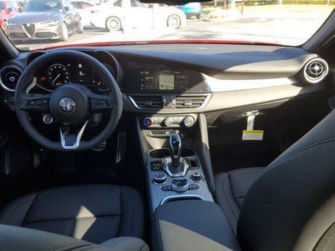 New 2025 Alfa Romeo Giulia RWD image 6