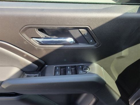 New 2025 GMC Canyon Elevation w/ Technology Package image 8