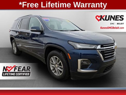 Used 2023 Chevrolet Traverse LT image 1