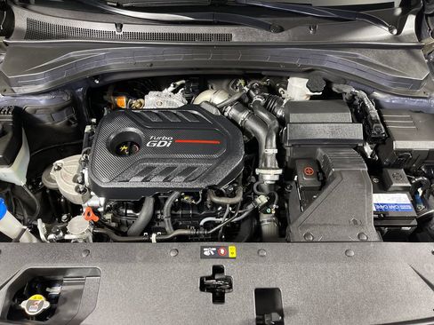 Used 2019 Hyundai Santa Fe FWD w/ Cargo Package image 9
