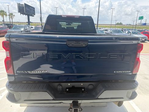 Used 2023 Chevrolet Silverado 2500 Custom w/ Custom Value Package AWD/4WD image 6
