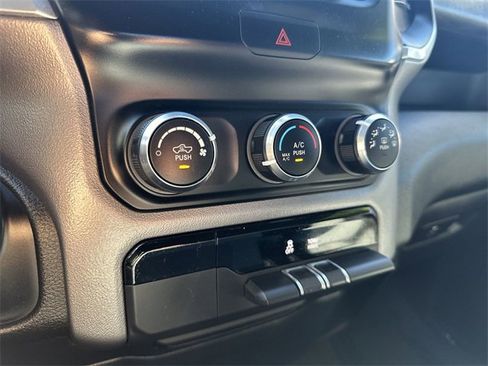 Used 2022 RAM 1500 Big Horn image 17