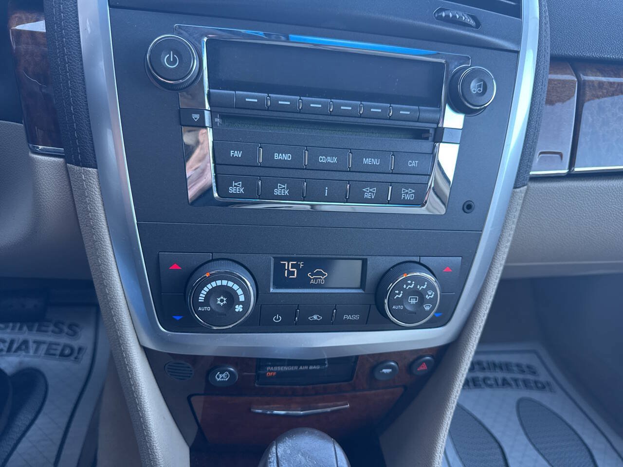 Used 2008 Cadillac SRX AWD w/ Utility Package image 29