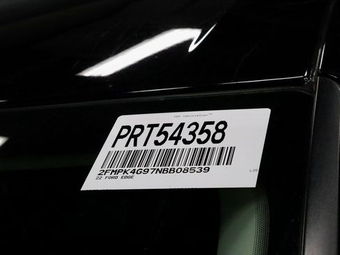 Certified 2022 Ford Edge SE w/ Black Appearance Package image 31