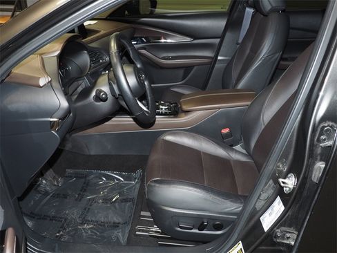 Certified 2022 MAZDA CX-30 2.5 Turbo w/ Premium Plus Pkg image 6