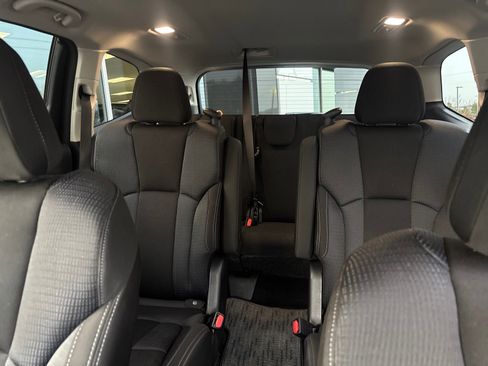 Certified 2025 Subaru Ascent Premium image 28