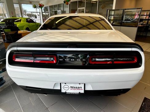 Used 2022 Dodge Challenger SRT Hellcat Redeye image 6