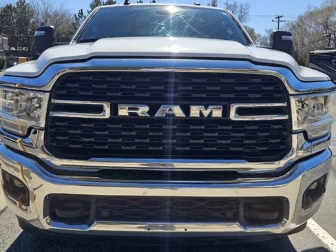 Used 2024 RAM 2500 Big Horn w/ Off Road Package AWD/4WD image 2