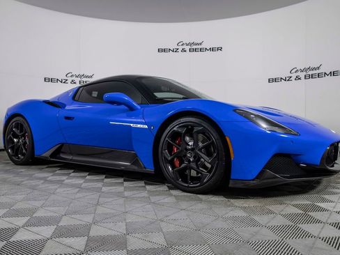 Used 2022 Maserati MC20 Coupe image 3