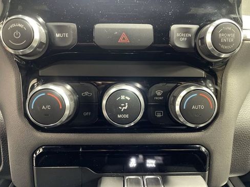 Used 2022 RAM 1500 Big Horn image 19