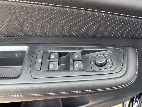 New 2026 Volkswagen Atlas Cross Sport SEL Premium R-Line image 20