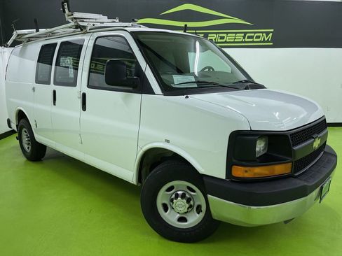 Used 2014 Chevrolet Express 2500 image 1