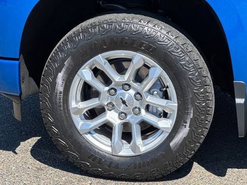 Used 2022 Chevrolet Silverado 1500 RST w/ Convenience Package II AWD/4WD image 47