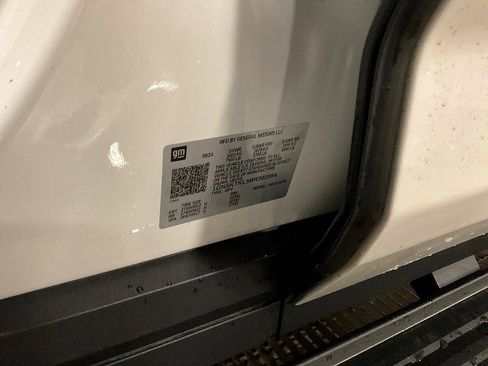 Used 2024 Chevrolet Tahoe High Country image 30