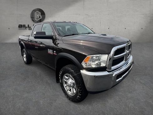Used 2017 RAM 2500 Tradesman w/ Chrome Appearance Group AWD/4WD image 4