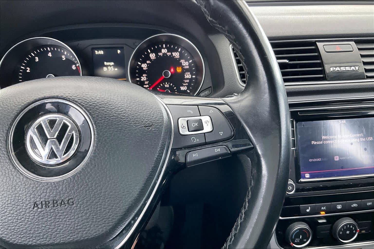 Used 2019 Volkswagen Passat 2.0T Wolfsburg w/ Wheels & Sunroof Package FWD image 25