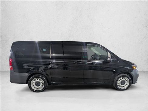 Used 2020 Mercedes-Benz Metris Passenger image 4