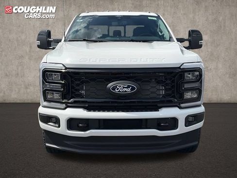 New 2027 Ford F350 Lariat w/ Black Appearance Package AWD/4WD image 2