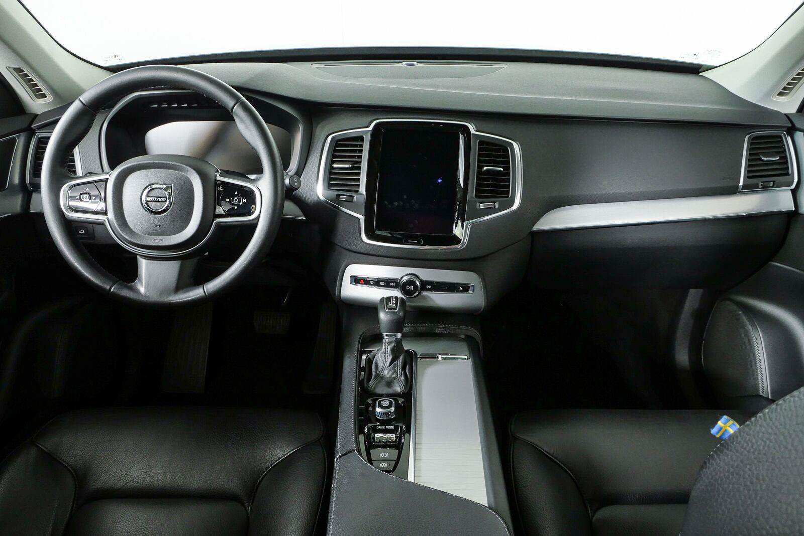 Used 2018 Volvo XC90 T6 Momentum w/ Convenience Package AWD/4WD image 20