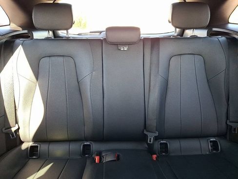 Used 2022 Mercedes-Benz GLA 250 4MATIC image 19