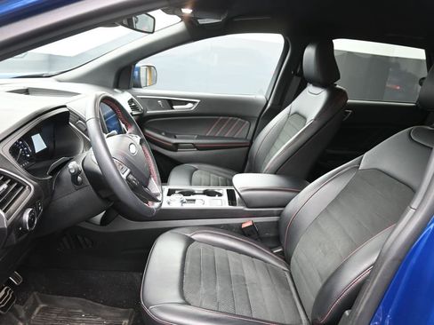 Used 2024 Ford Edge ST-Line image 18