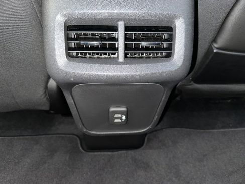 Used 2019 GMC Terrain SLE w/ Driver Convenience Package image 18